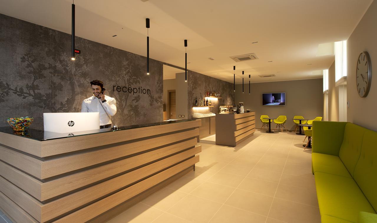 Hotel H21 Milano Exterior foto
