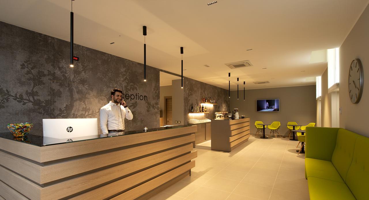Hotel H21 Milano Exterior foto