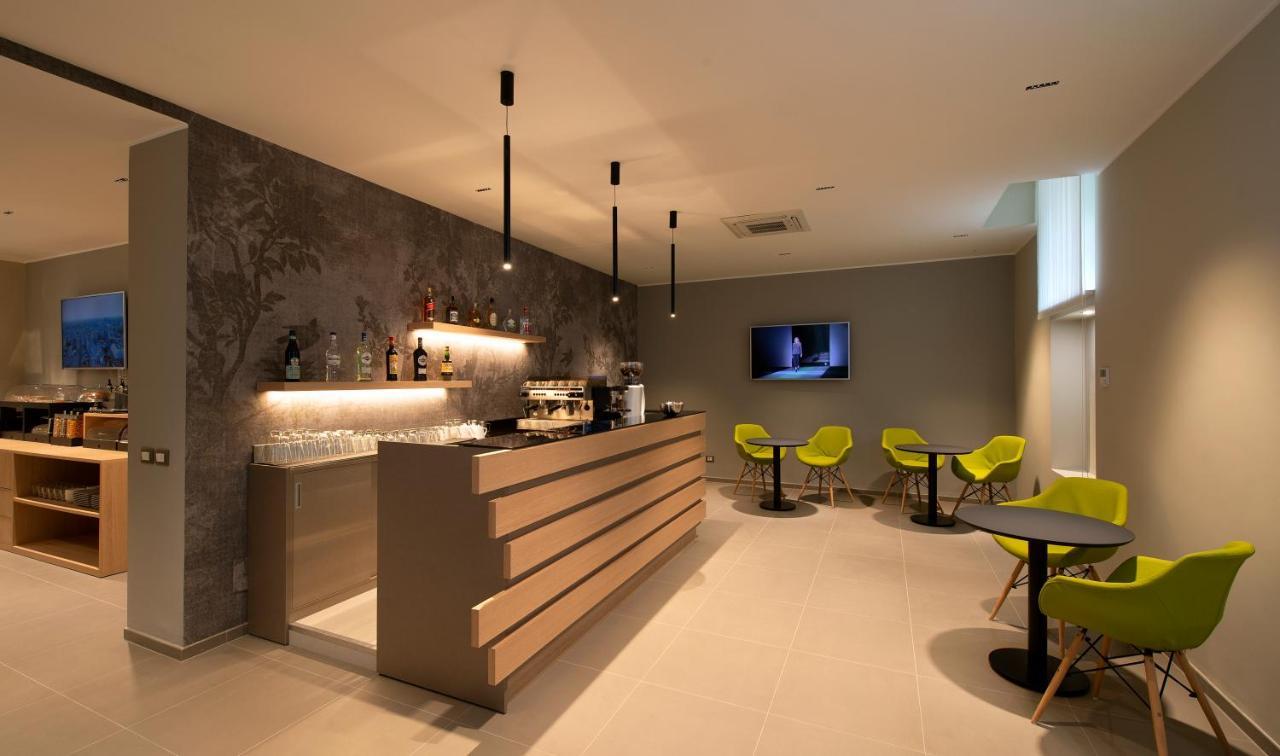 Hotel H21 Milano Exterior foto